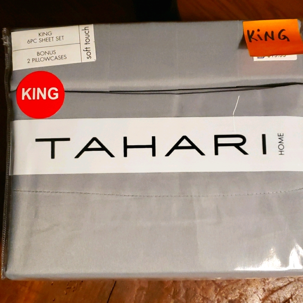 Tahari  New King size sheet set